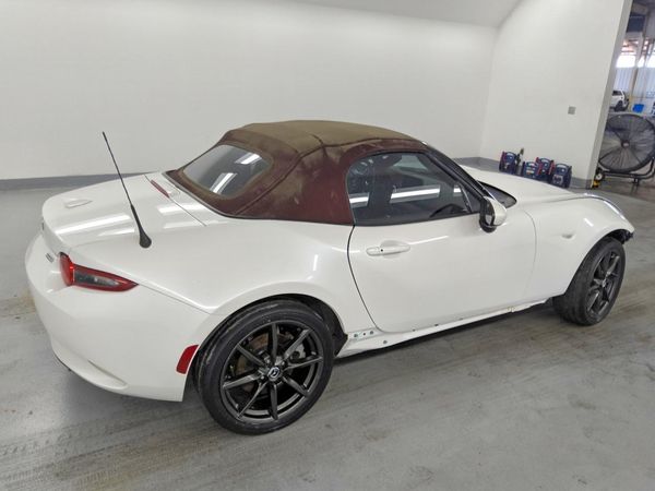 2018 MAZDA MX-5 MIATA Grand Touring (Soft Top)
