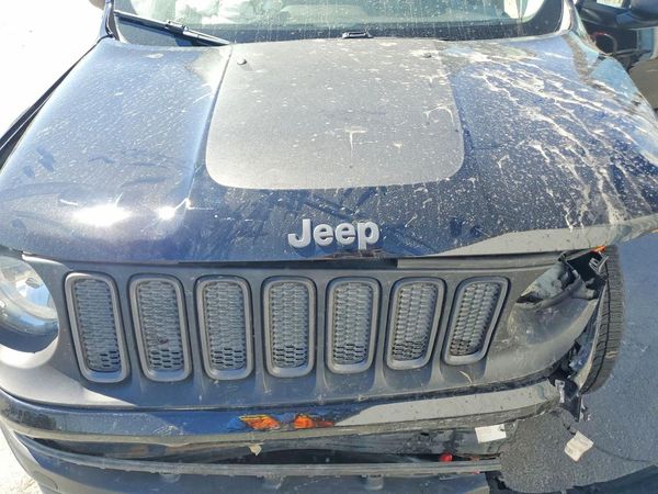 2017 JEEP RENEGADE TRAILHAWK 4X4