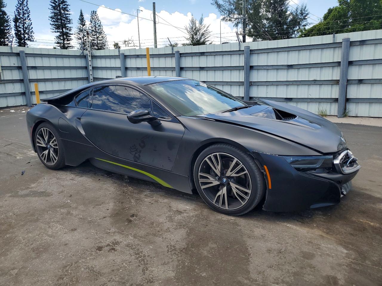 2017 BMW I8