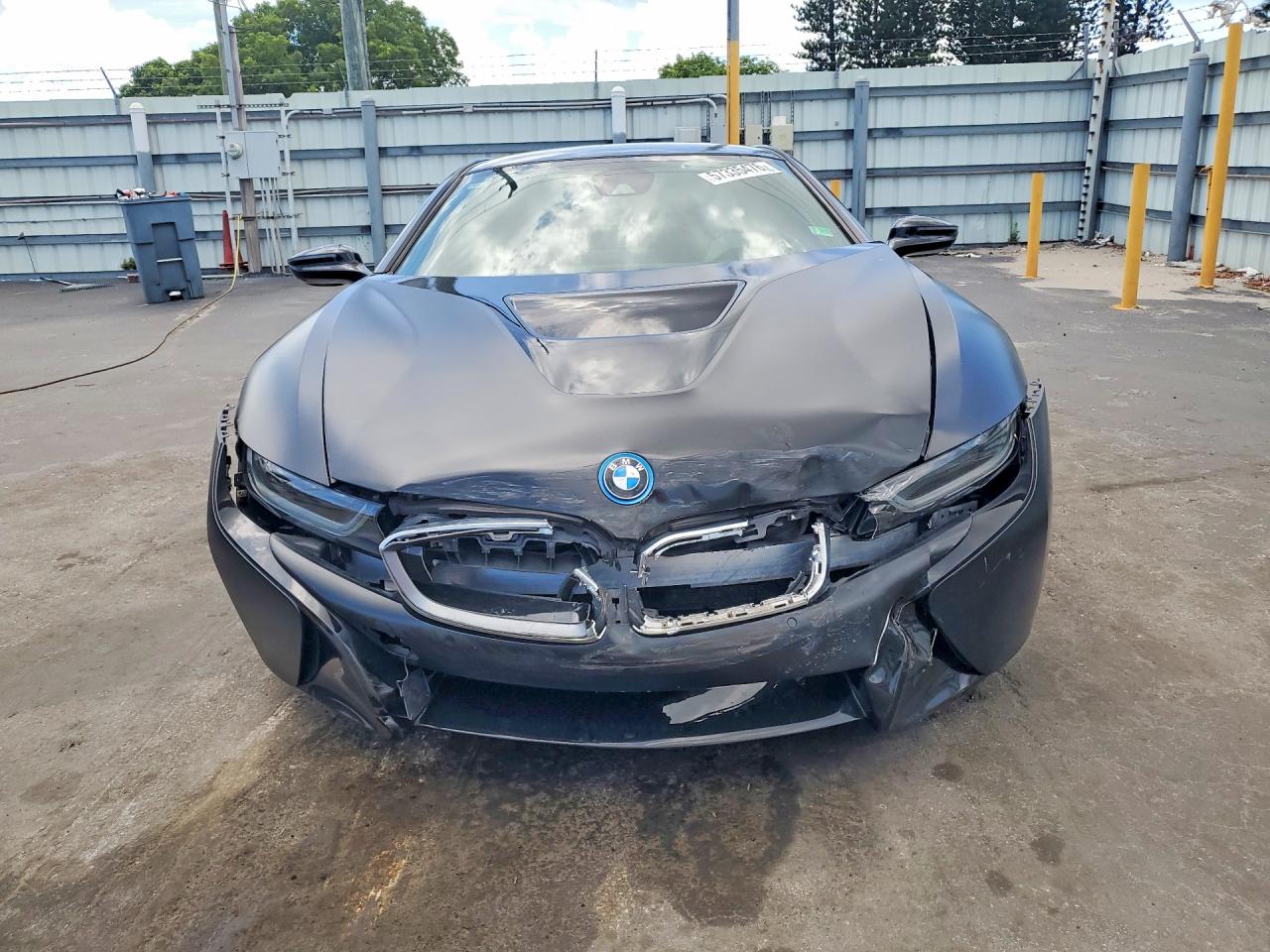 2017 BMW I8