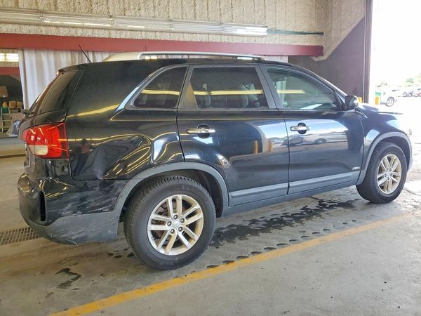 2014 KIA SORENTO Base/ LX