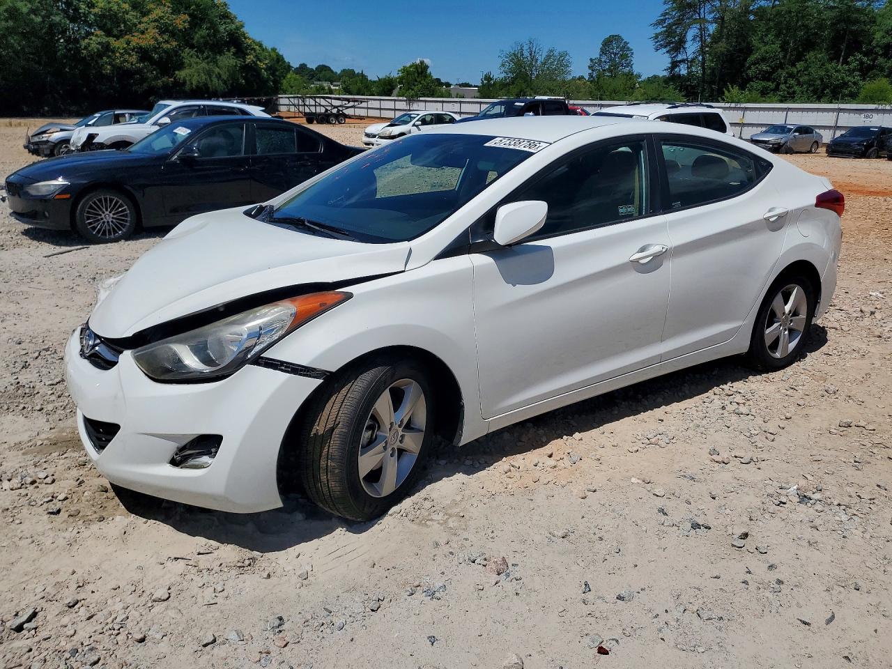 2013 HYUNDAI ELANTRA