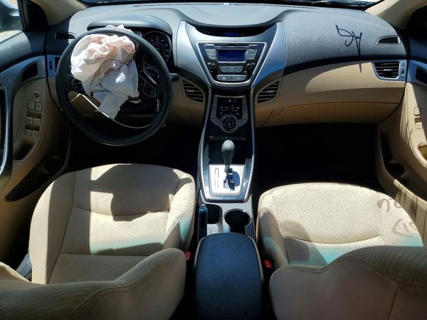 2013 HYUNDAI ELANTRA