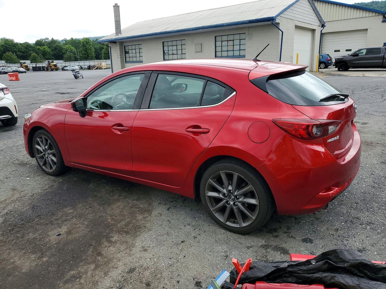2018 MAZDA 3 Touring