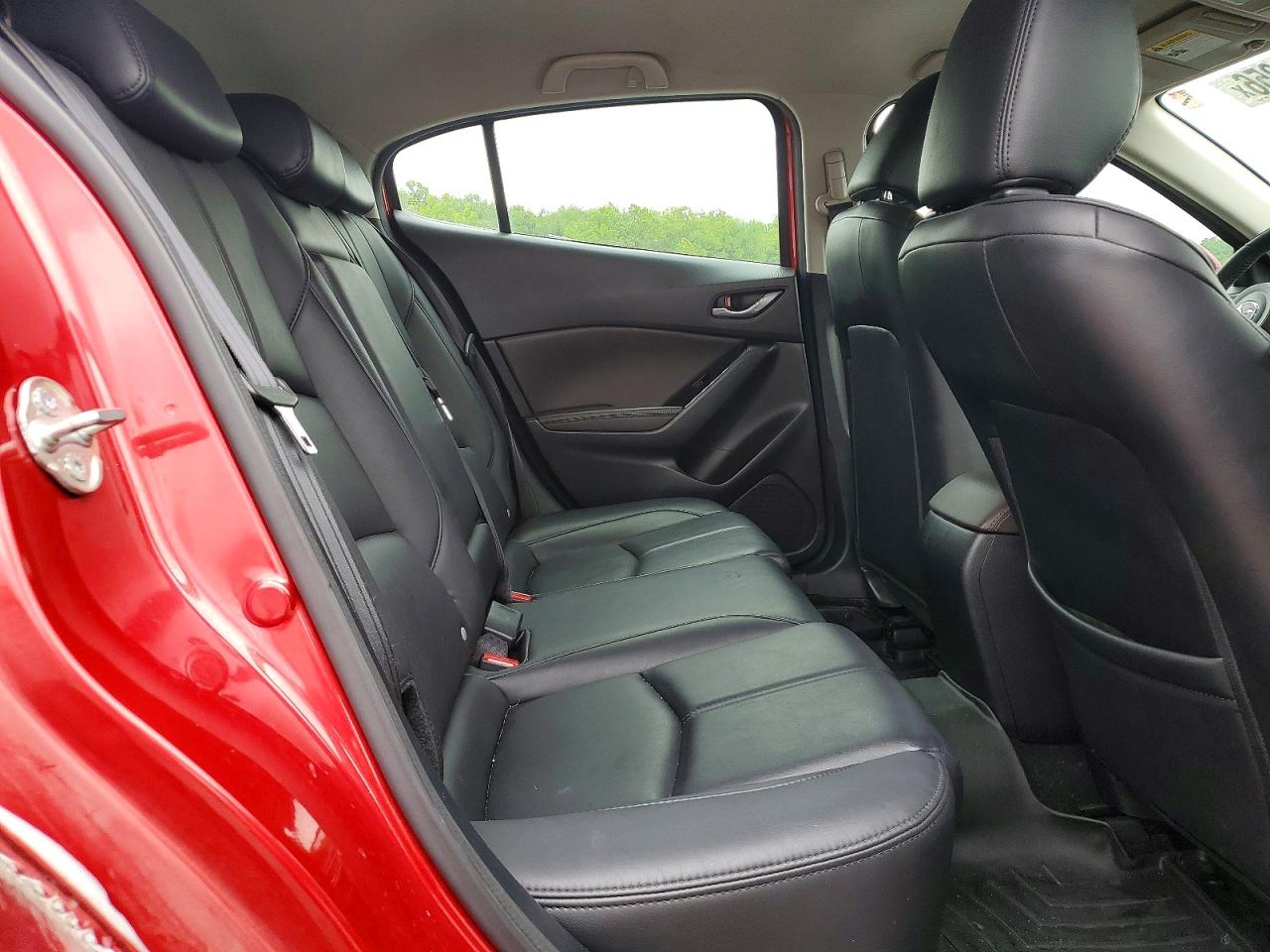 2018 MAZDA 3 Touring