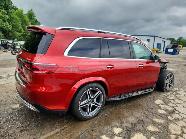 2024 MERCEDES-BENZ GLS
