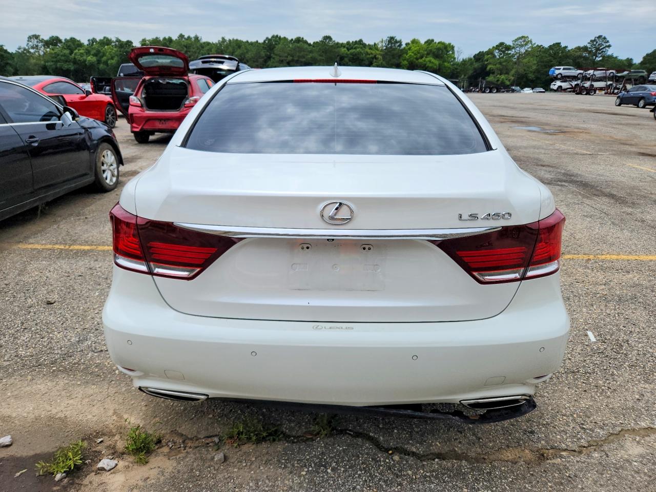 2015 LEXUS LS 460