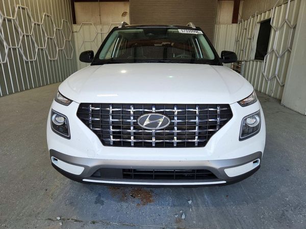2025 HYUNDAI VENUE SEL, Limited