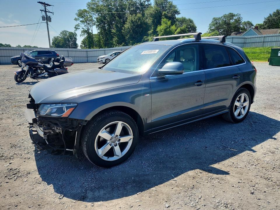 2012 AUDI Q5 Premium Plus