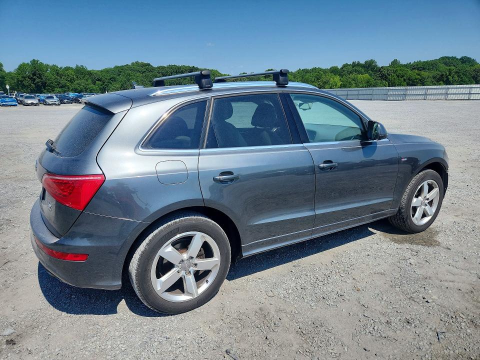 2012 AUDI Q5 Premium Plus