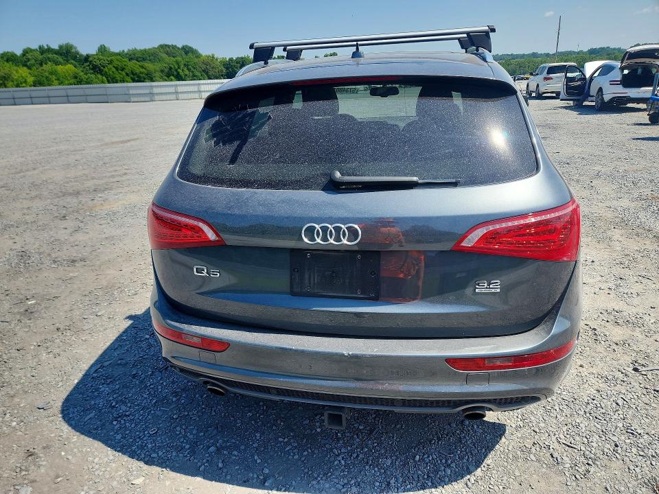2012 AUDI Q5 Premium Plus