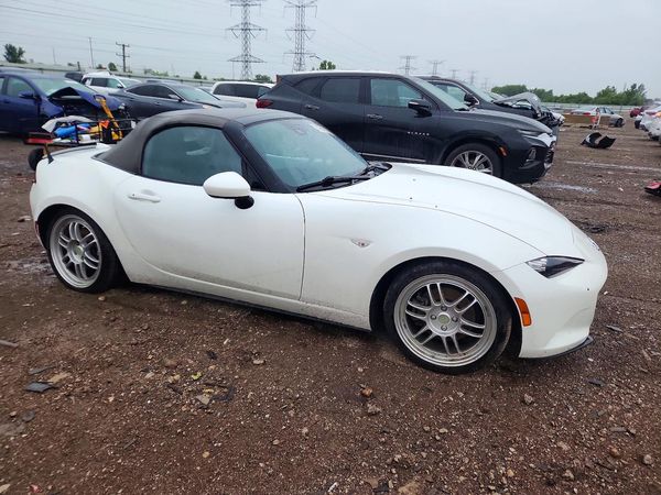 2020 MAZDA MX-5 MIATA