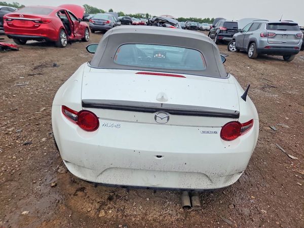 2020 MAZDA MX-5 MIATA