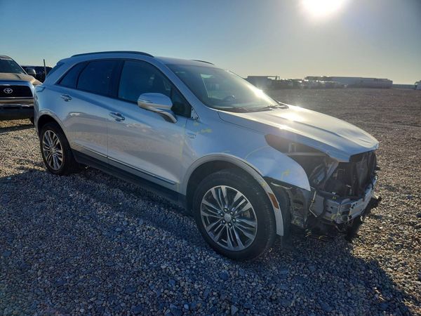 2020 CADILLAC XT5 Sport