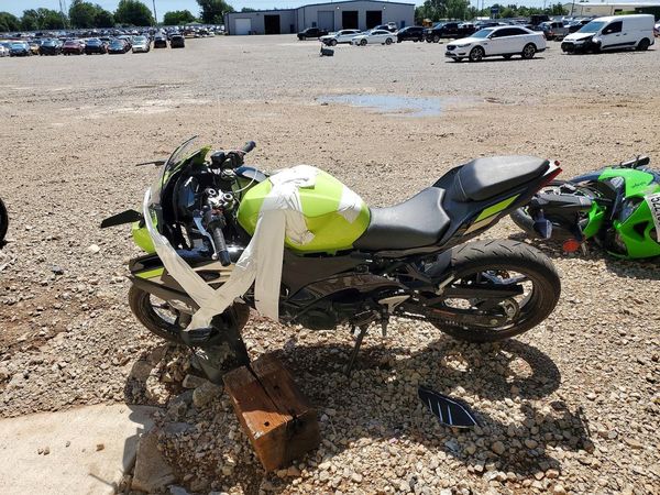 2026 KAWASAKI EX500