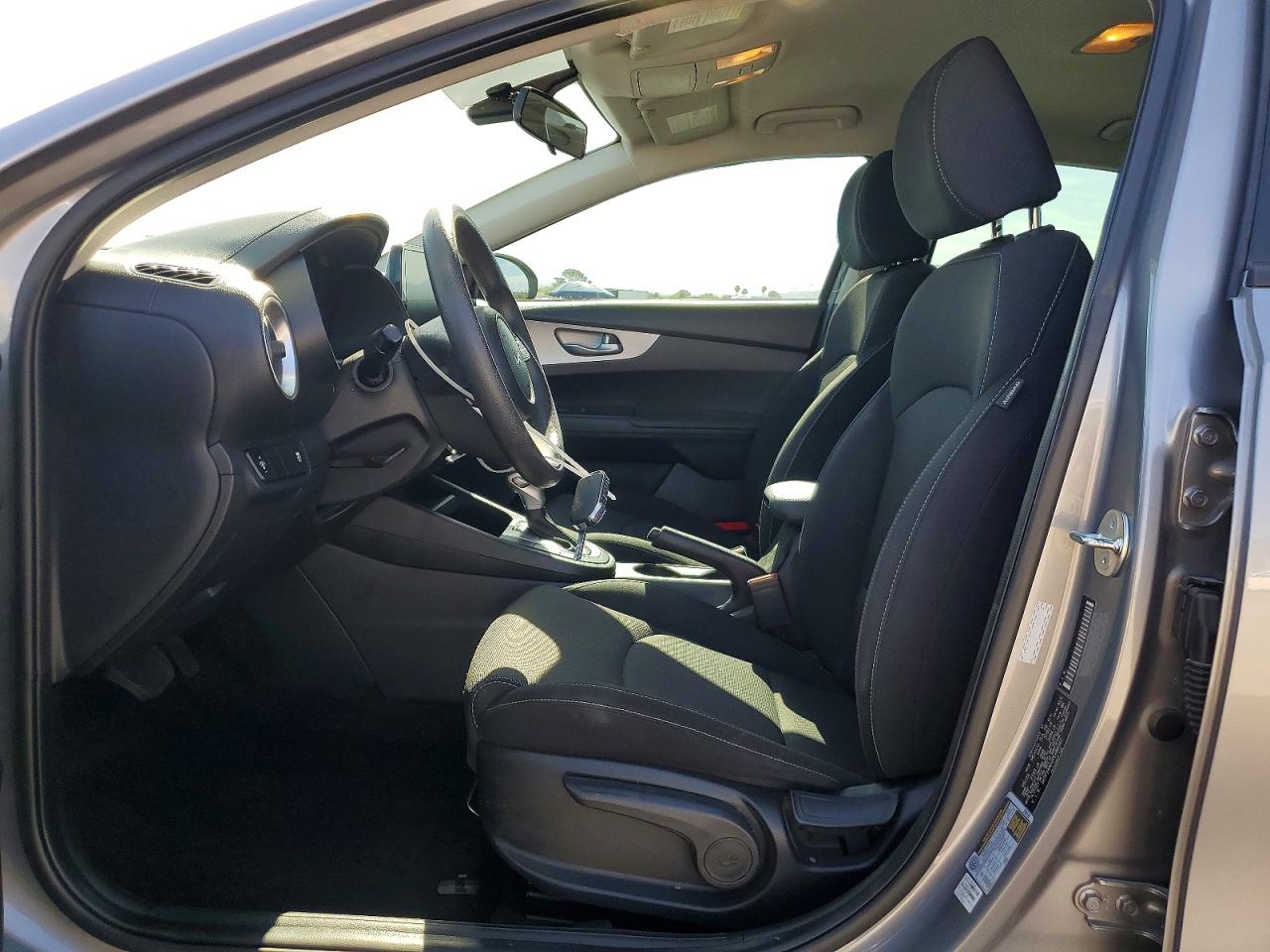 2023 KIA FORTE LX, LXS