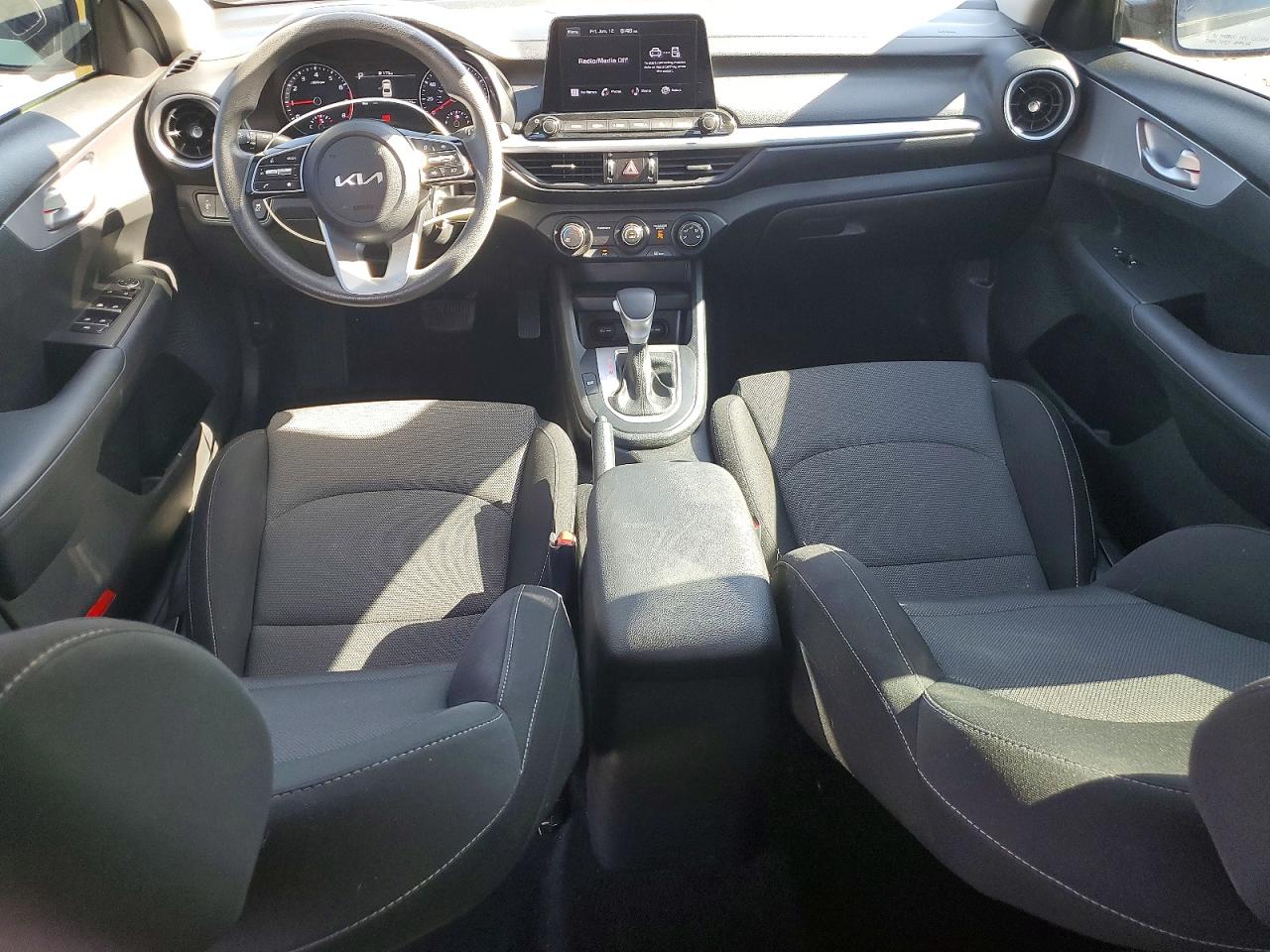 2023 KIA FORTE LX, LXS