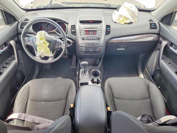 2015 KIA SORENTO GL
