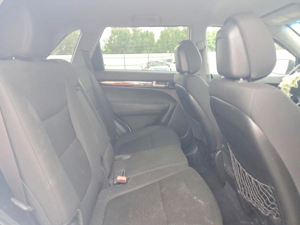 2015 KIA SORENTO GL