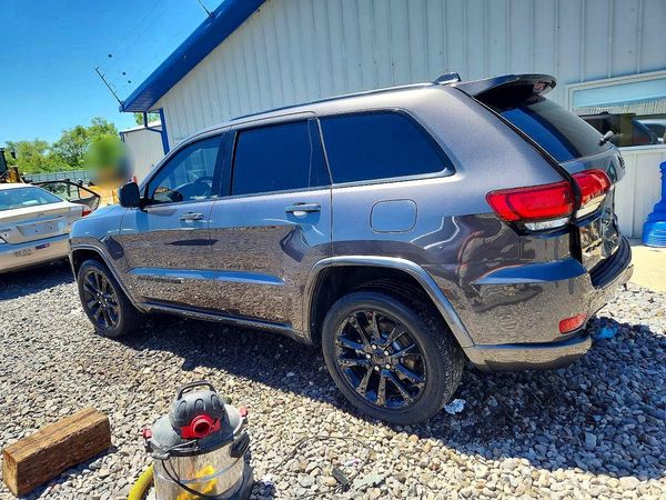 2021 JEEP GRAND CHEROKEE LAREDO 4X4