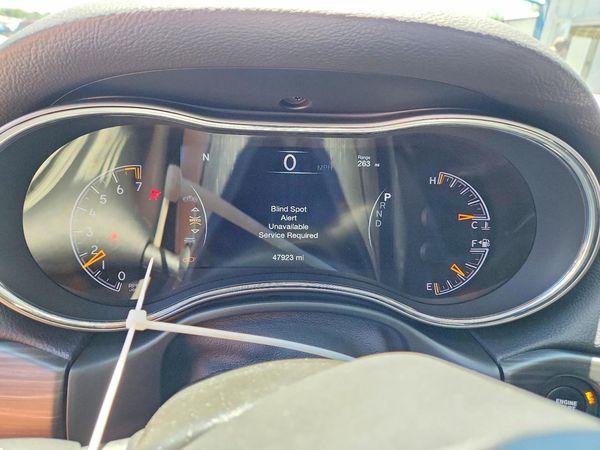 2021 JEEP GRAND CHEROKEE LAREDO 4X4