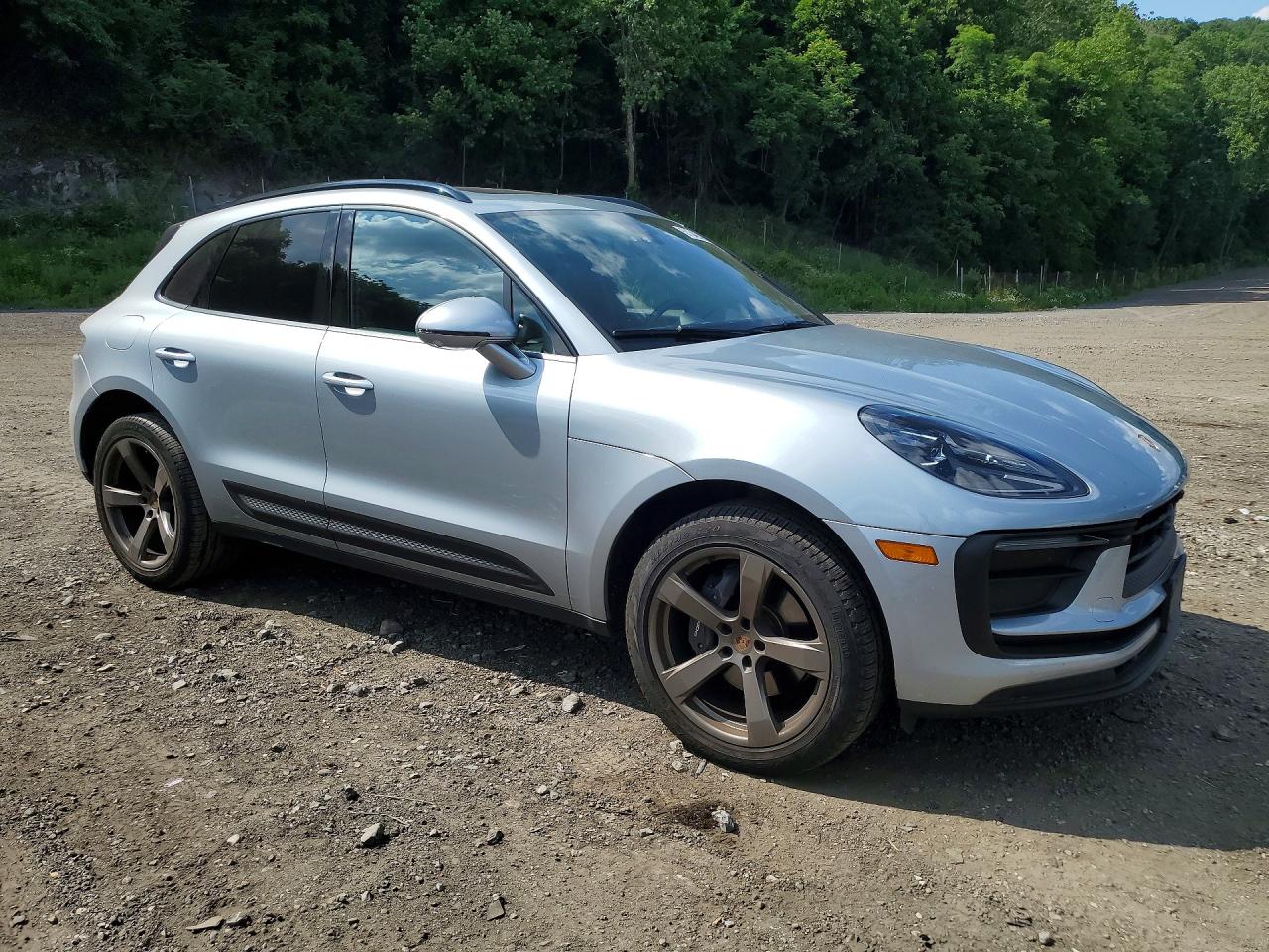 2022 PORSCHE MACAN