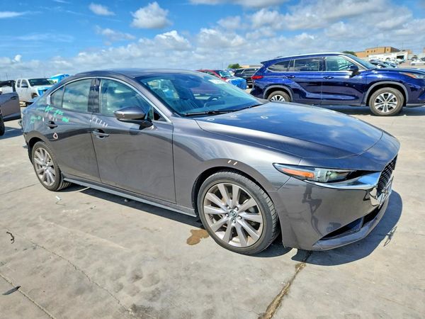 2019 MAZDA 3