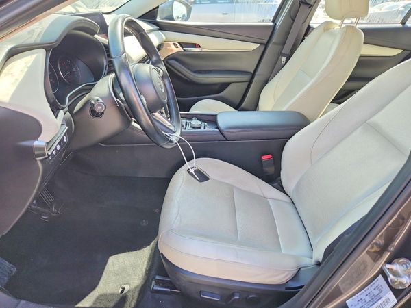 2019 MAZDA 3