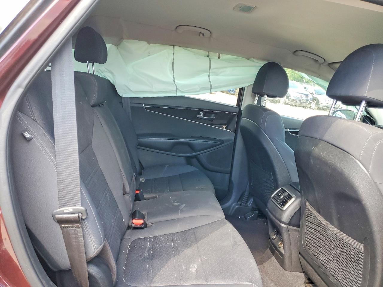 2018 KIA SORENTO L, LX