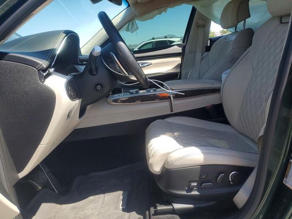 2023 GENESIS GV70