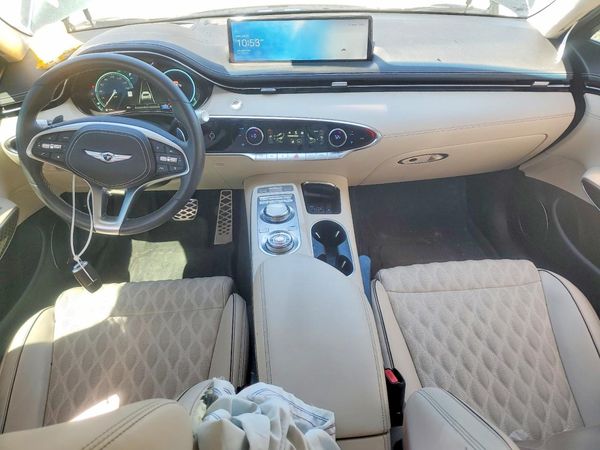2023 GENESIS GV70