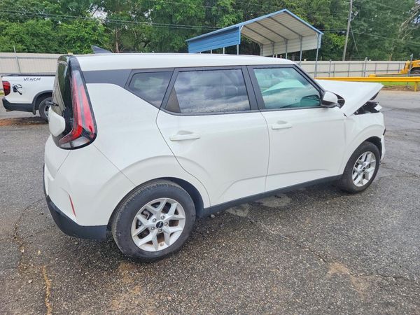 2024 KIA SOUL LX, S
