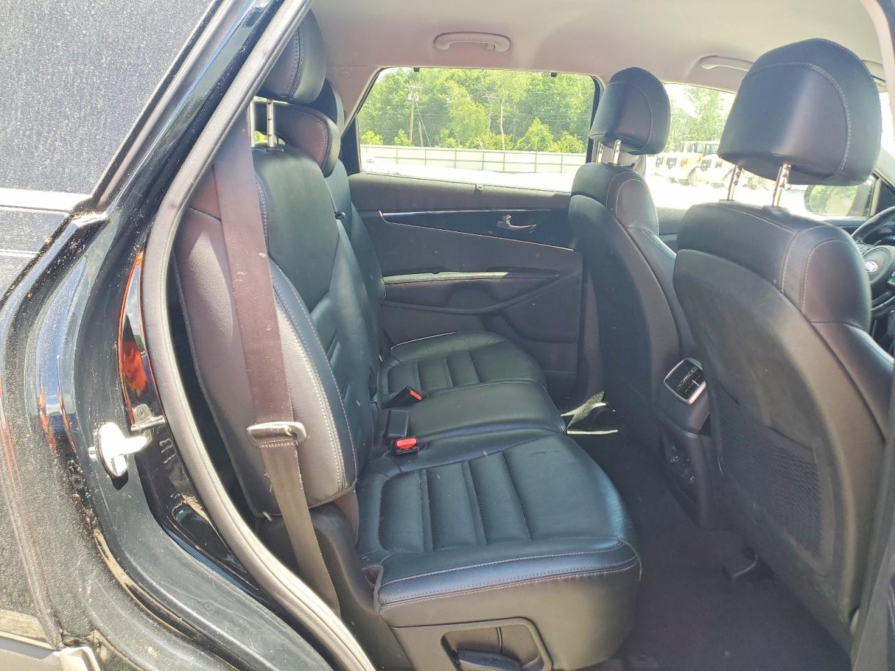 2017 KIA SORENTO EX