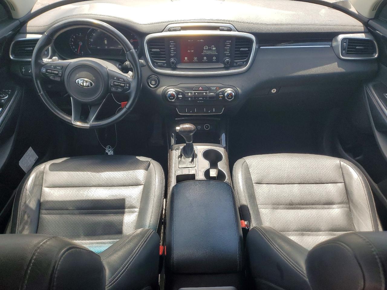 2017 KIA SORENTO EX