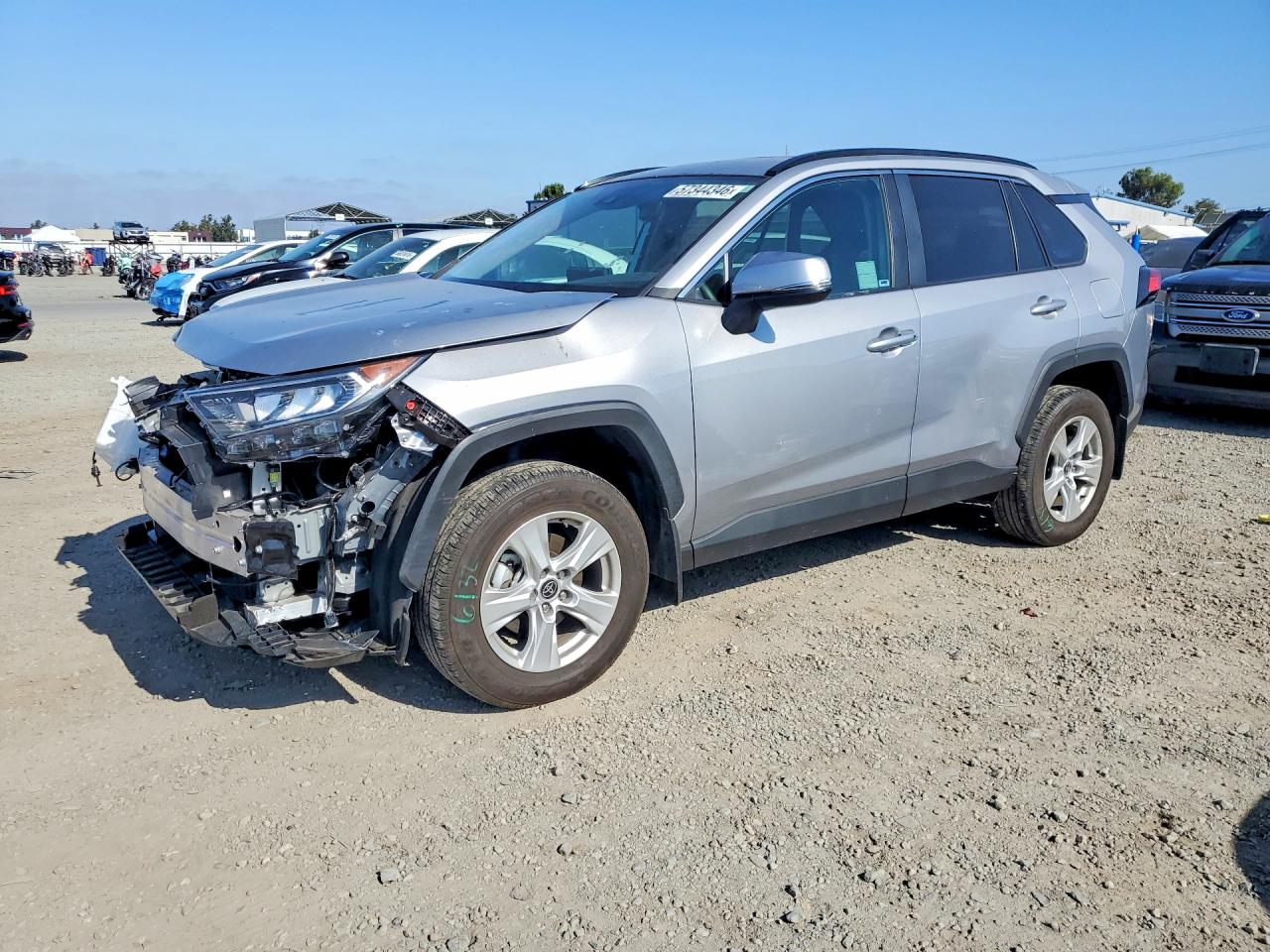 2021 TOYOTA RAV4 XLE