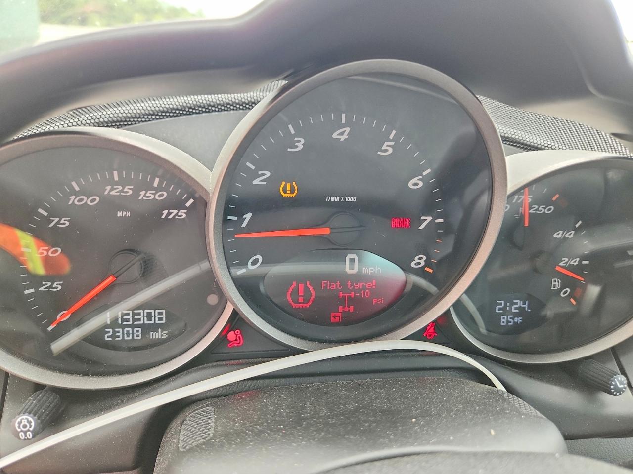 2010 PORSCHE CAYMAN