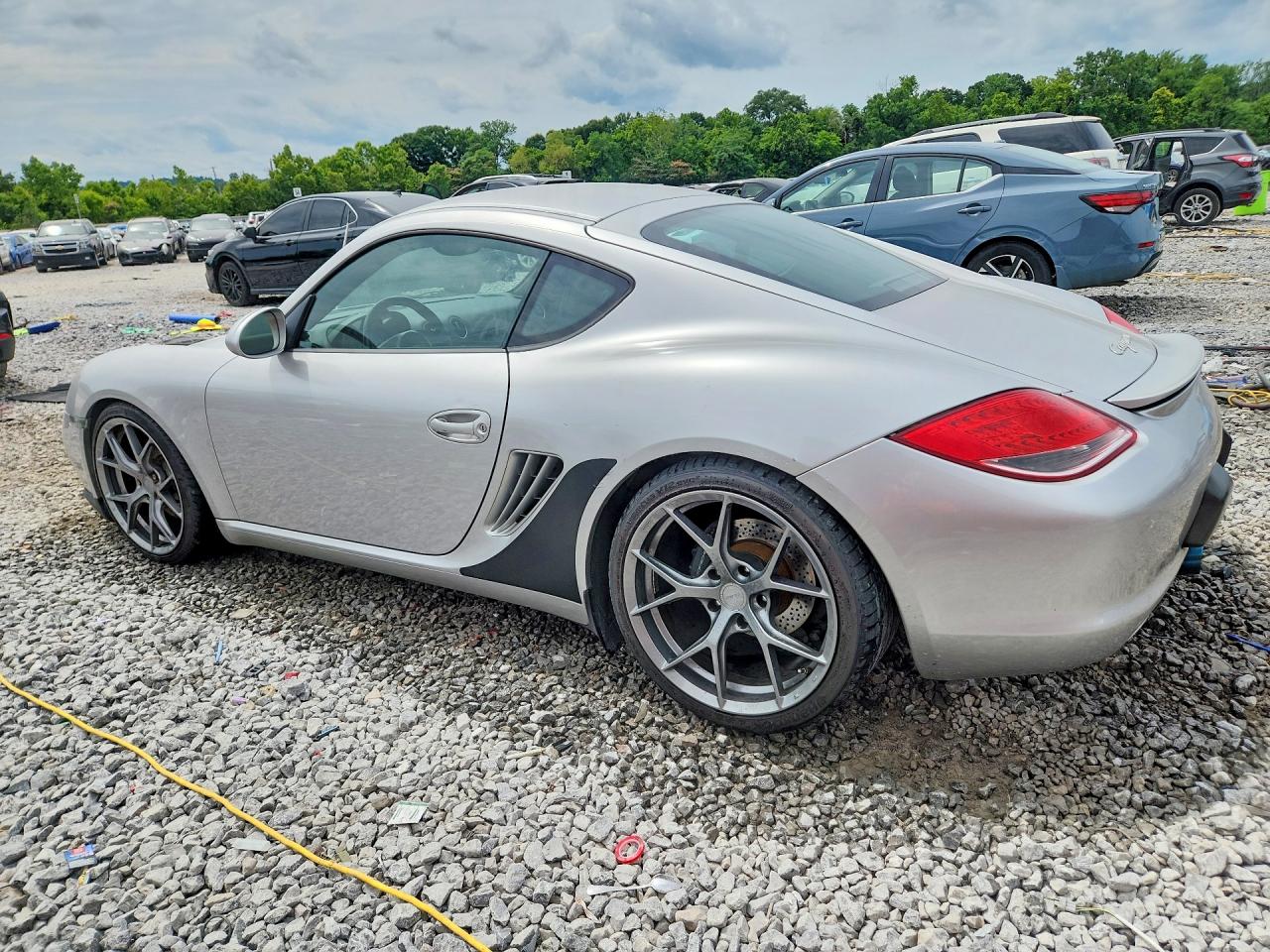 2010 PORSCHE CAYMAN