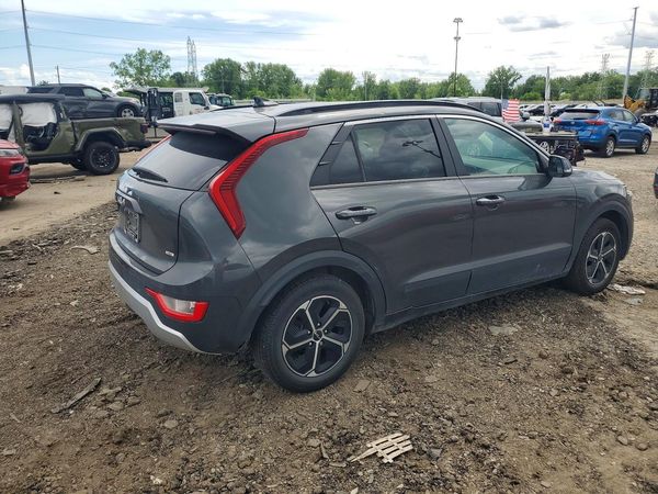 2023 KIA NIRO EX