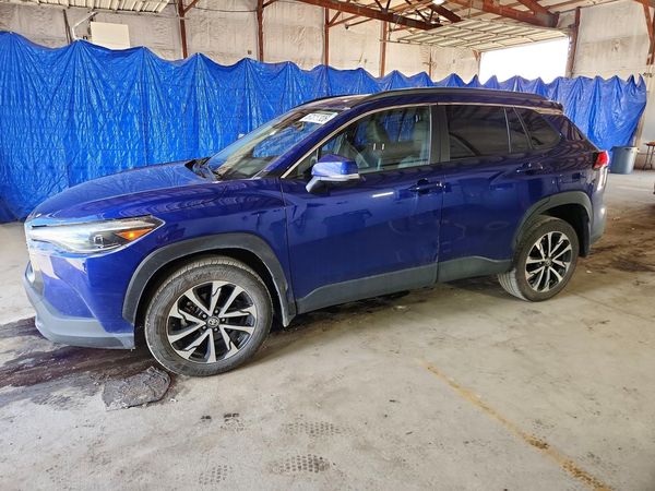 2024 TOYOTA COROLLA CROSS