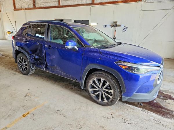 2024 TOYOTA COROLLA CROSS