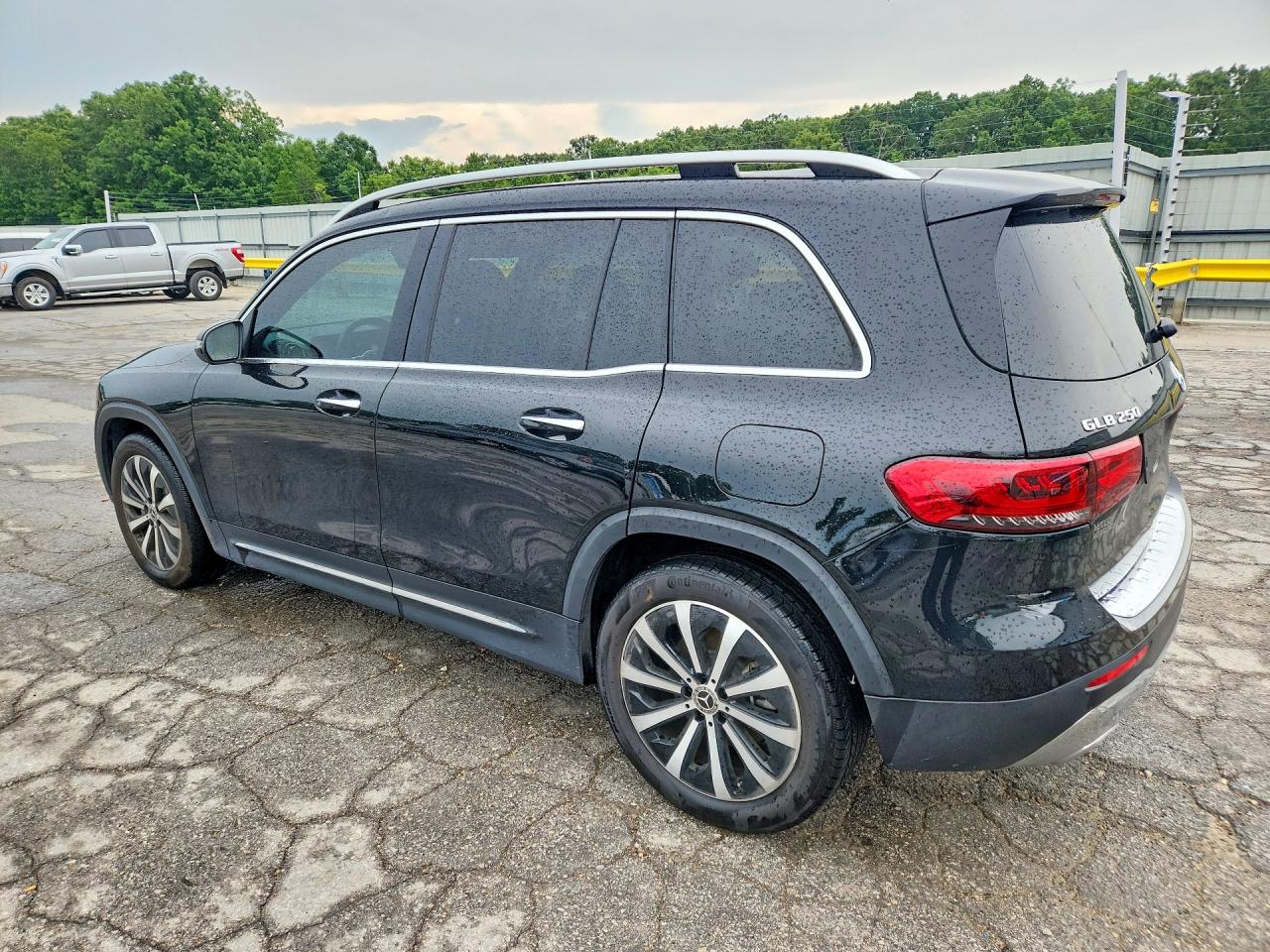 2022 MERCEDES-BENZ GLB GLB250 / GLB250 4MATIC