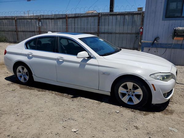 2013 BMW 528