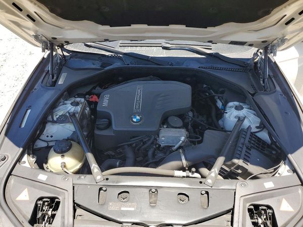 2013 BMW 528