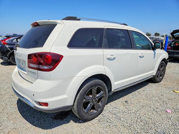 2020 DODGE JOURNEY Crossroad