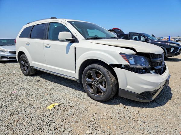 2020 DODGE JOURNEY Crossroad