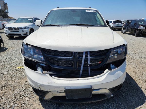 2020 DODGE JOURNEY Crossroad