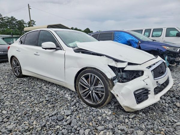 2017 INFINITI Q50