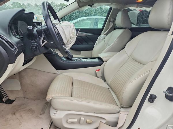 2017 INFINITI Q50