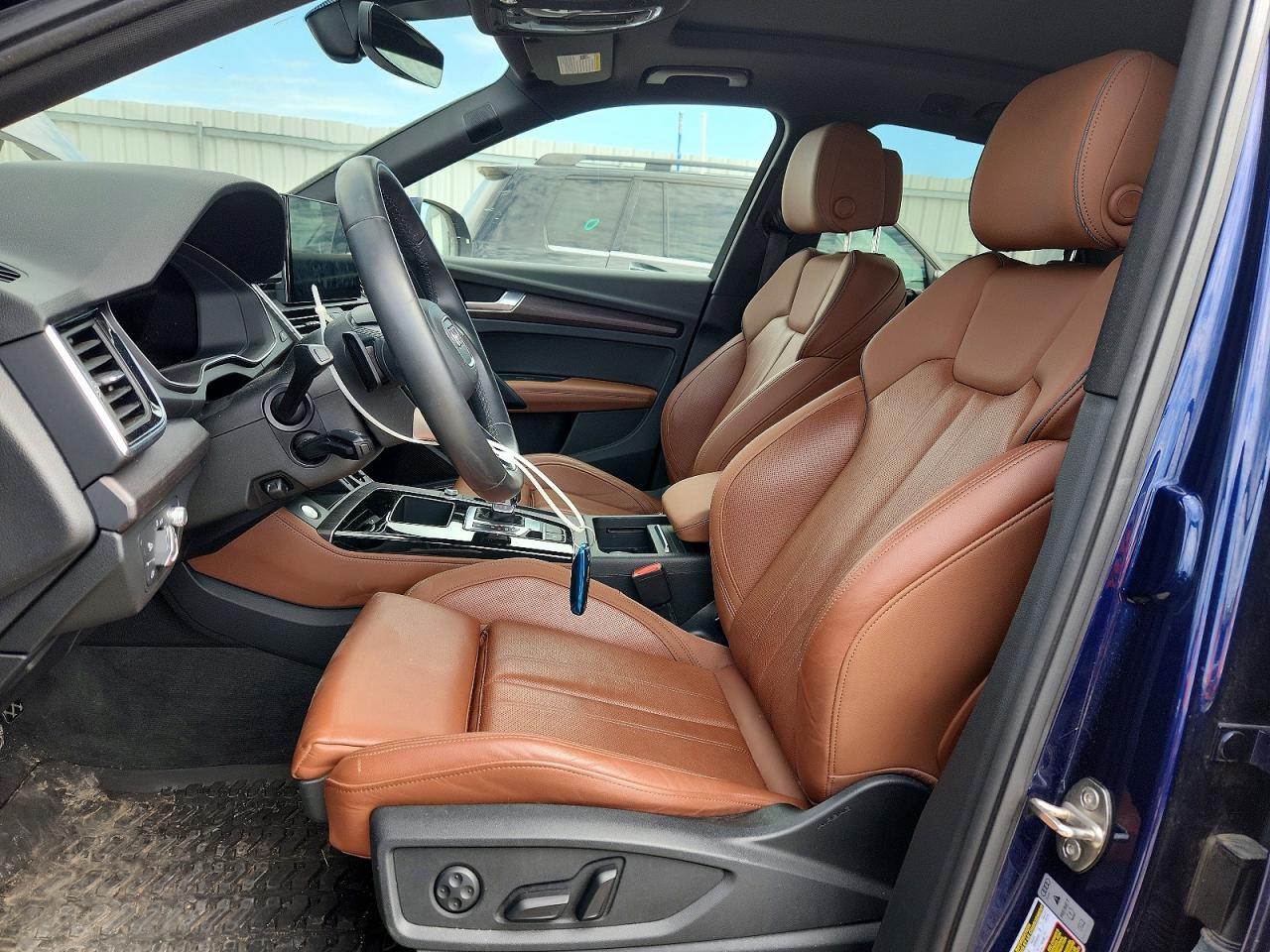 2021 AUDI Q5 quattro Prestige