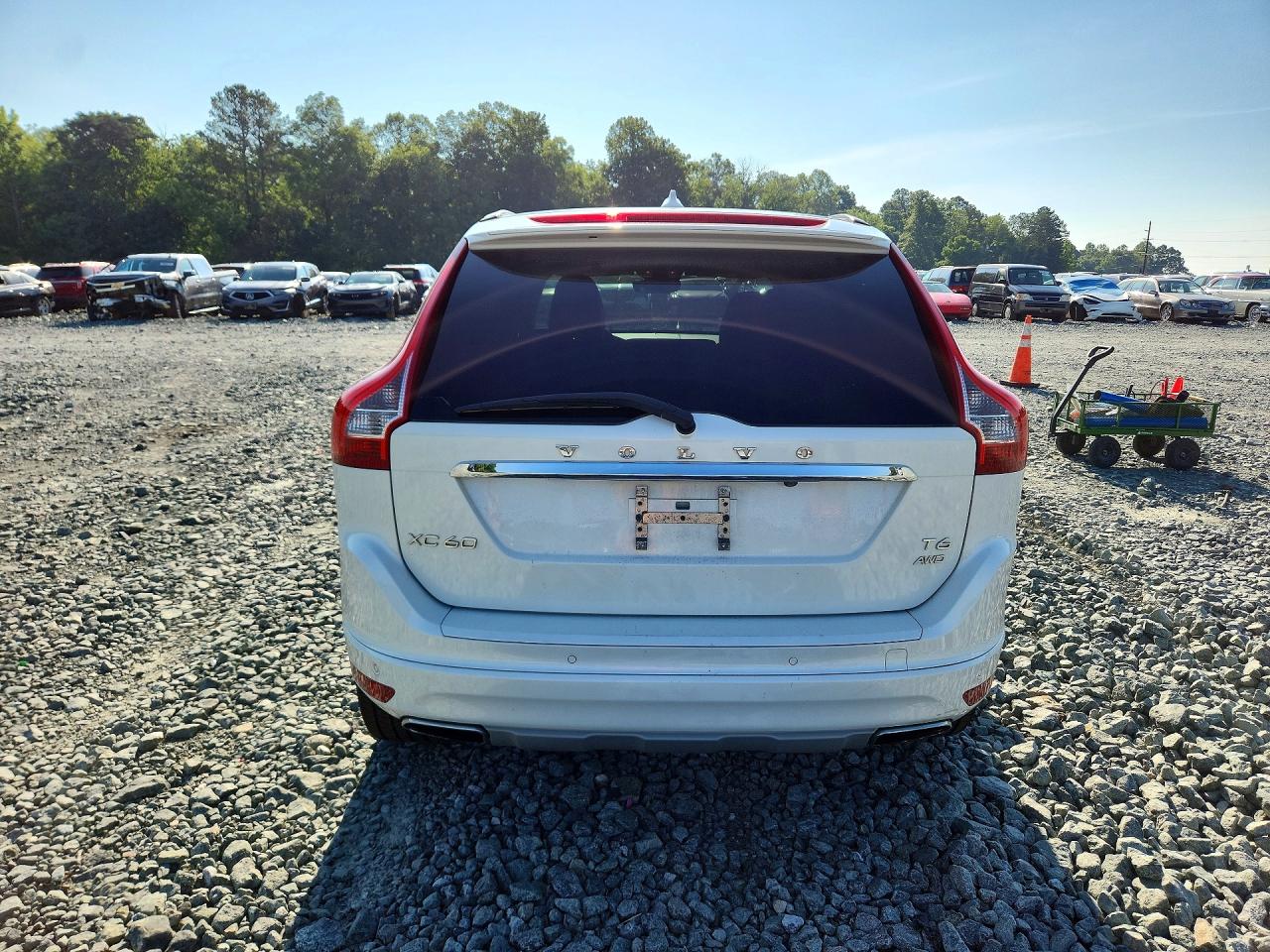 2017 VOLVO XC60 Inscription